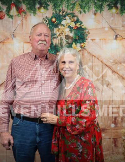 GraceBuilt Church - Christmas Portraits - Photography - Waynesboro, VA