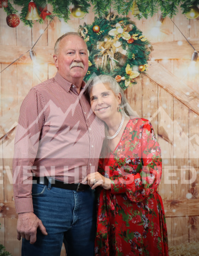 GraceBuilt Church - Christmas Portraits - Photography - Waynesboro, VA