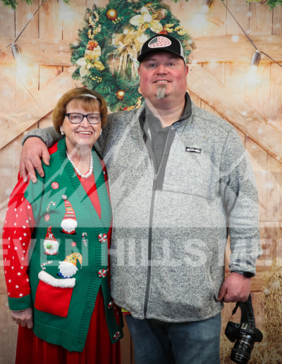 GraceBuilt Church - Christmas Portraits - Photography - Waynesboro, VA