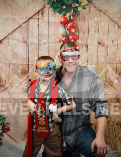 GraceBuilt Church - Christmas Portraits - Photography - Waynesboro, VA